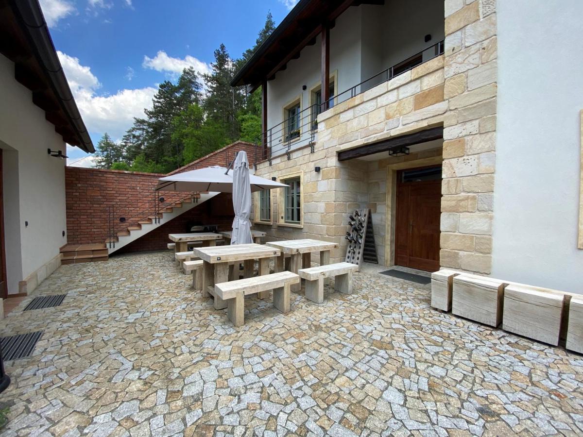 Penzion Stodola Bela pod Bezdezem Exterior photo